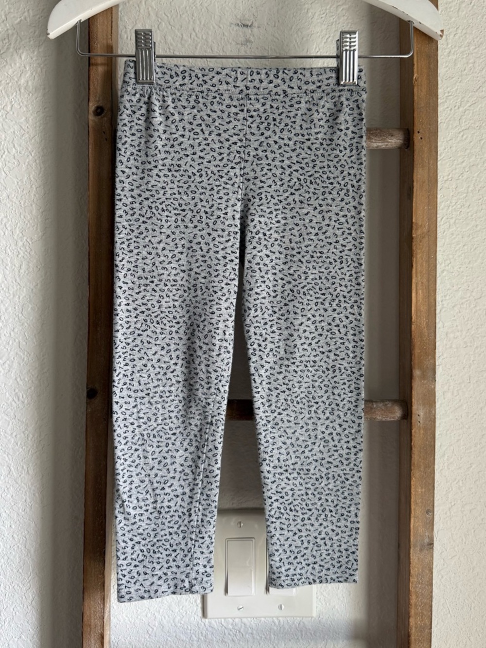 Gap Kids number printed leggings girls sz: 4